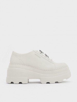Cizme cu Platforma Charles & Keith Crystal Heart-Motif Dantela-Up Oxfords Albi | 495NAOMSJ