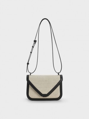 Geanta Crossbody Charles & Keith Camelia Panza Envelope Bej | 435AIMBEW