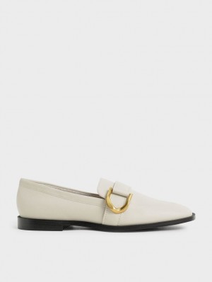 Mocasini Charles & Keith Gabine Buckled Piele​ Albi | 248KUQPJW