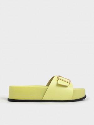 Sandale cu Platforma Charles & Keith Metallic Cu Catarama Galbeni | 592NZGKSV