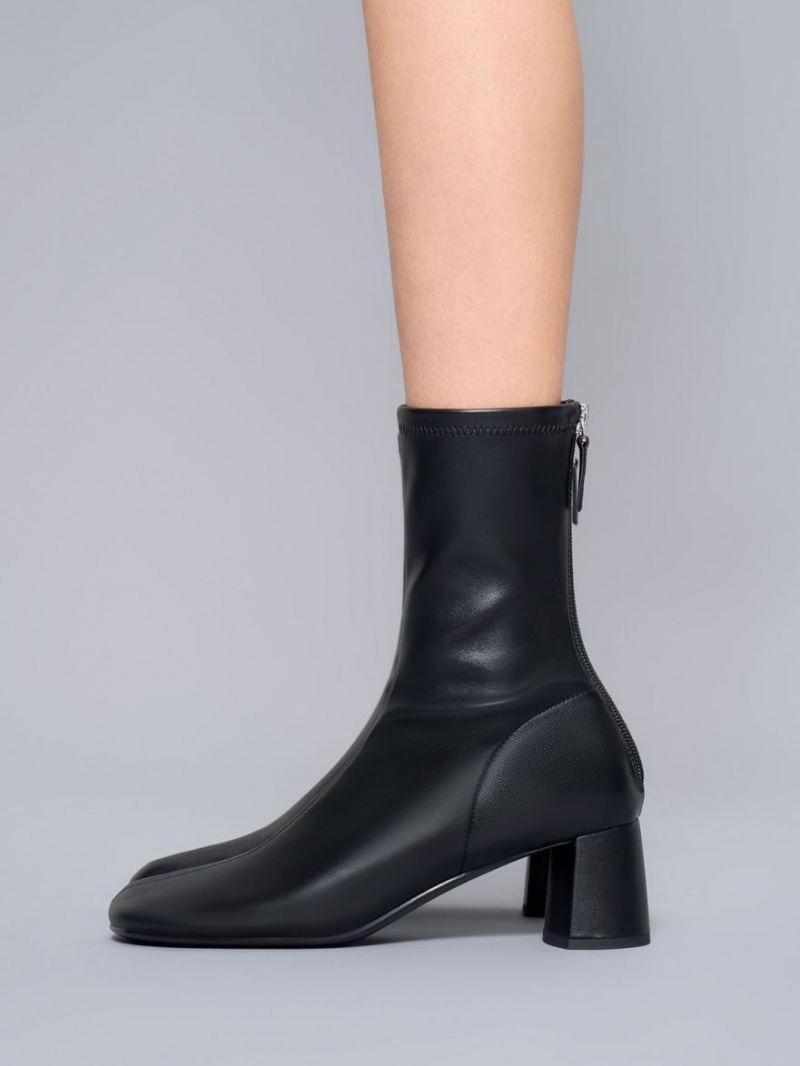 Botine Charles & Keith Round-Bombeu Zip-Up Negrii | 824IXPZSC