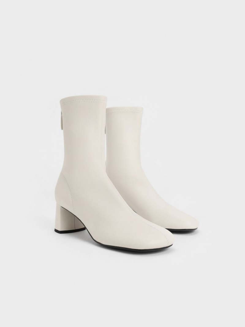 Botine Charles & Keith Round-Bombeu Zip-Up Albi | 601SHOMPY