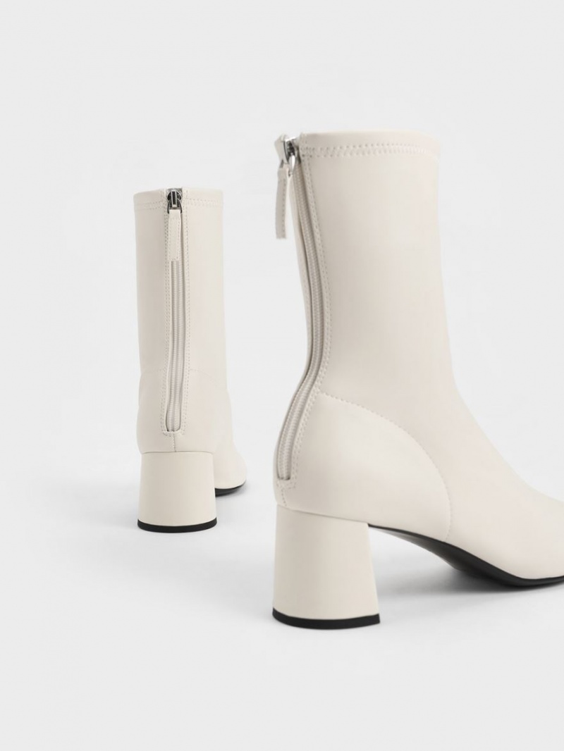 Botine Charles & Keith Round-Bombeu Zip-Up Albi | 601SHOMPY