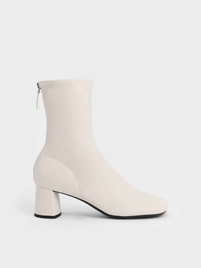 Botine Charles & Keith Round-Bombeu Zip-Up Albi | 601SHOMPY