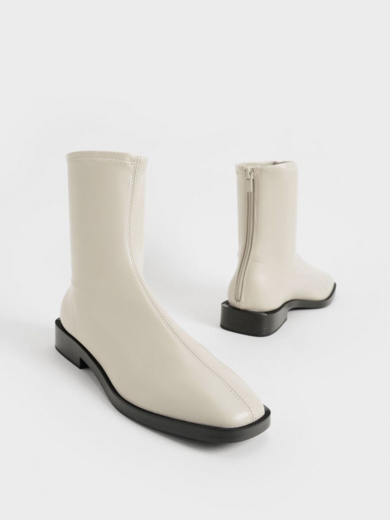Botine Charles & Keith Square Bombeu Zip-Up Albi | 190EDTAUW