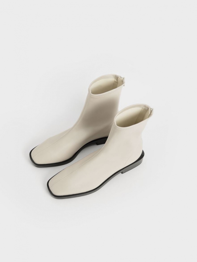Botine Charles & Keith Square Bombeu Zip-Up Albi | 190EDTAUW