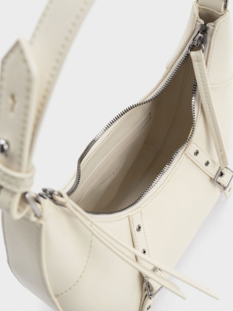Geantă Hobo Charles & Keith Grommet Crescent Albi | 841JDQVSF