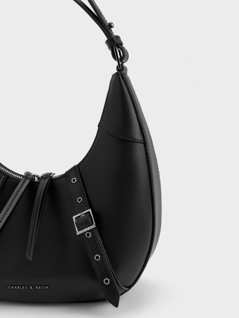 Geantă Hobo Charles & Keith Grommet Crescent Negrii | 498GBNOLM
