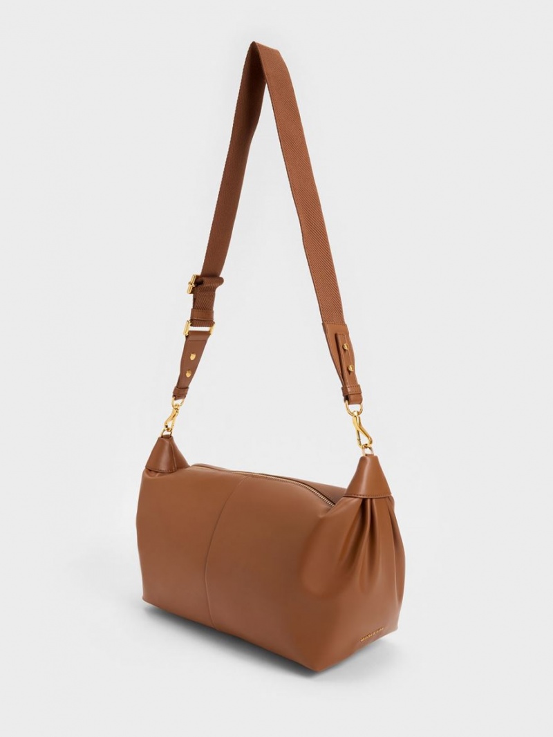 Geantă Hobo Charles & Keith Grosolan Chain Link Ciocolata | 401VGBFMH