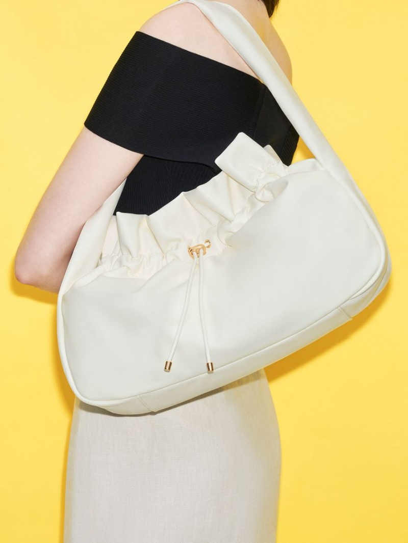 Geantă Hobo Charles & Keith Ruched Albi | 971TLOBEN
