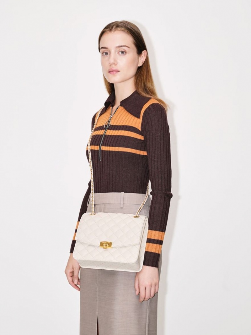 Geanta Clutch Charles & Keith Matlasat Chain Curea Albi | 174OJNKLP