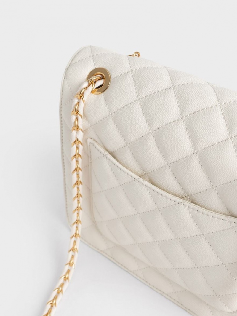 Geanta Clutch Charles & Keith Matlasat Chain Curea Albi | 174OJNKLP