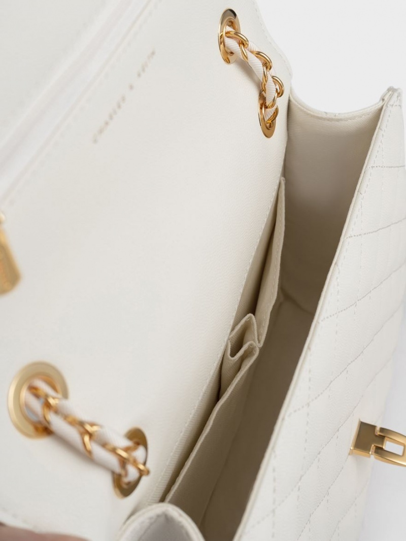 Geanta Clutch Charles & Keith Matlasat Chain Curea Albi | 174OJNKLP