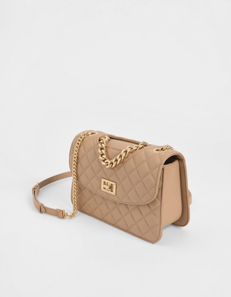 Geanta Clutch Charles & Keith Matlasat Turn-Lock Bej | 658JOEGRL