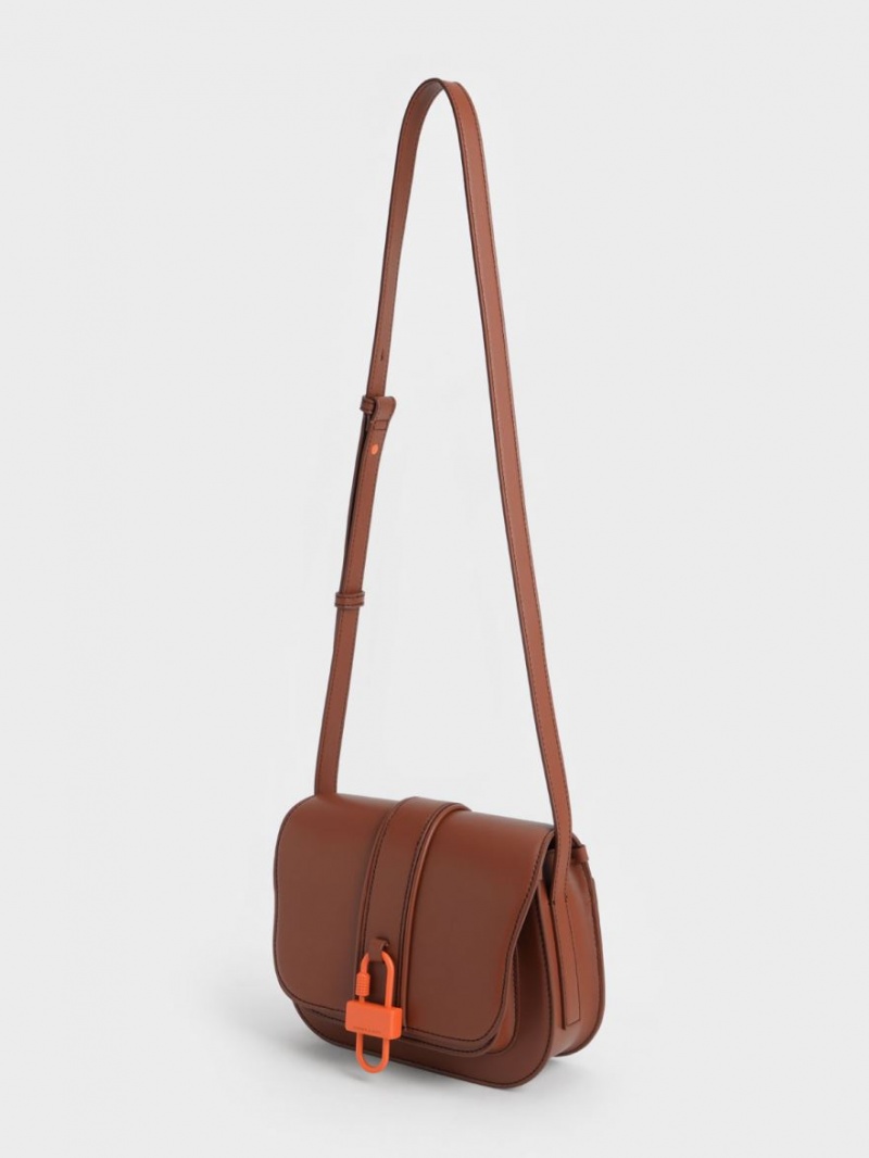 Geanta Crossbody Charles & Keith Balta Padlock Maro | 856SJITVG