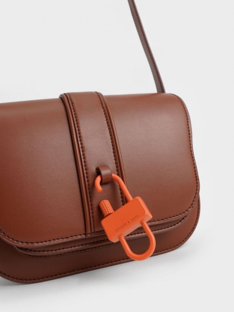 Geanta Crossbody Charles & Keith Balta Padlock Maro | 856SJITVG