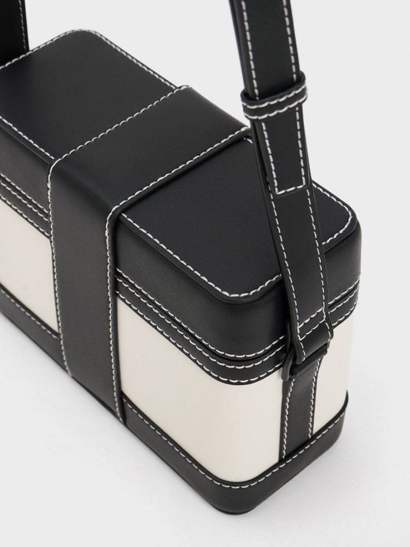 Geanta Crossbody Charles & Keith Bronte Contrast-Trim Boxy Negrii Albi | 218KCPRLG