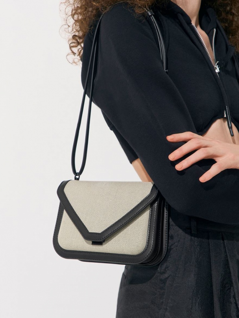 Geanta Crossbody Charles & Keith Camelia Panza Envelope Bej | 435AIMBEW