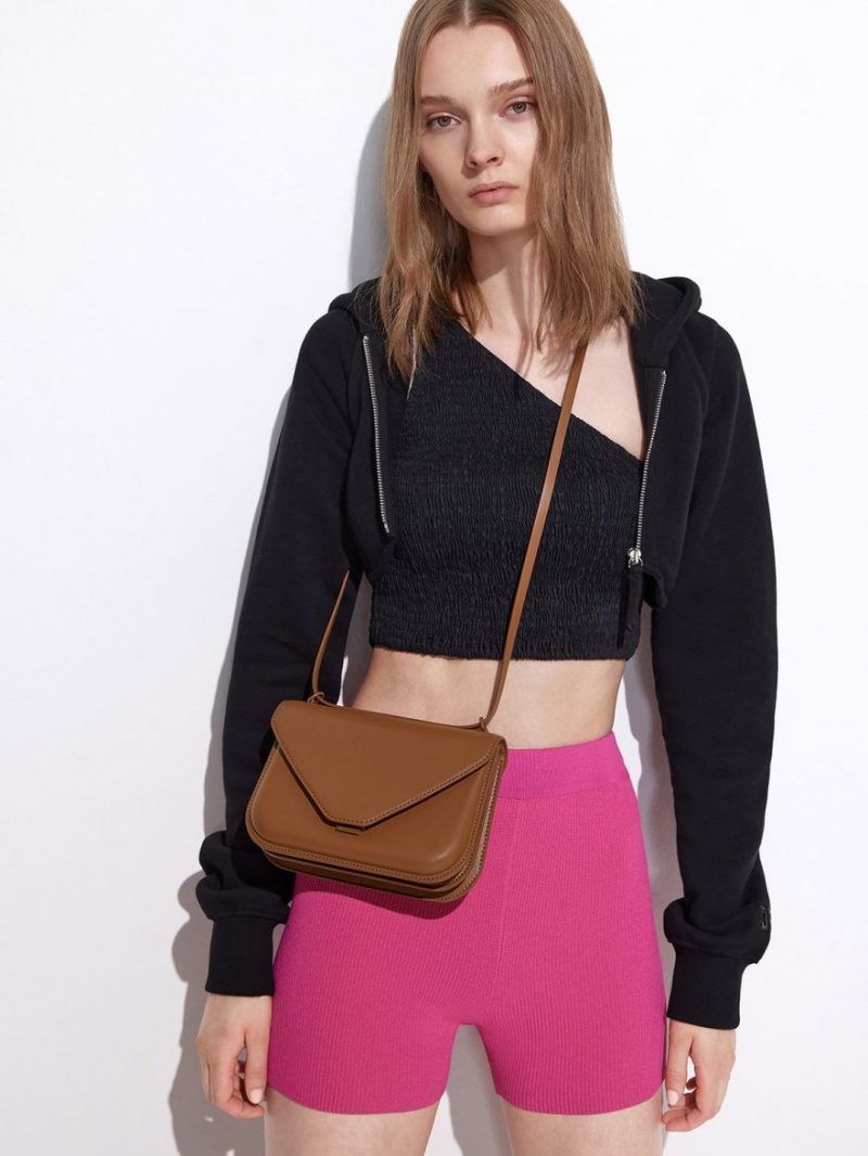 Geanta Crossbody Charles & Keith Camelia Envelope Ciocolata | 294VQKOUB