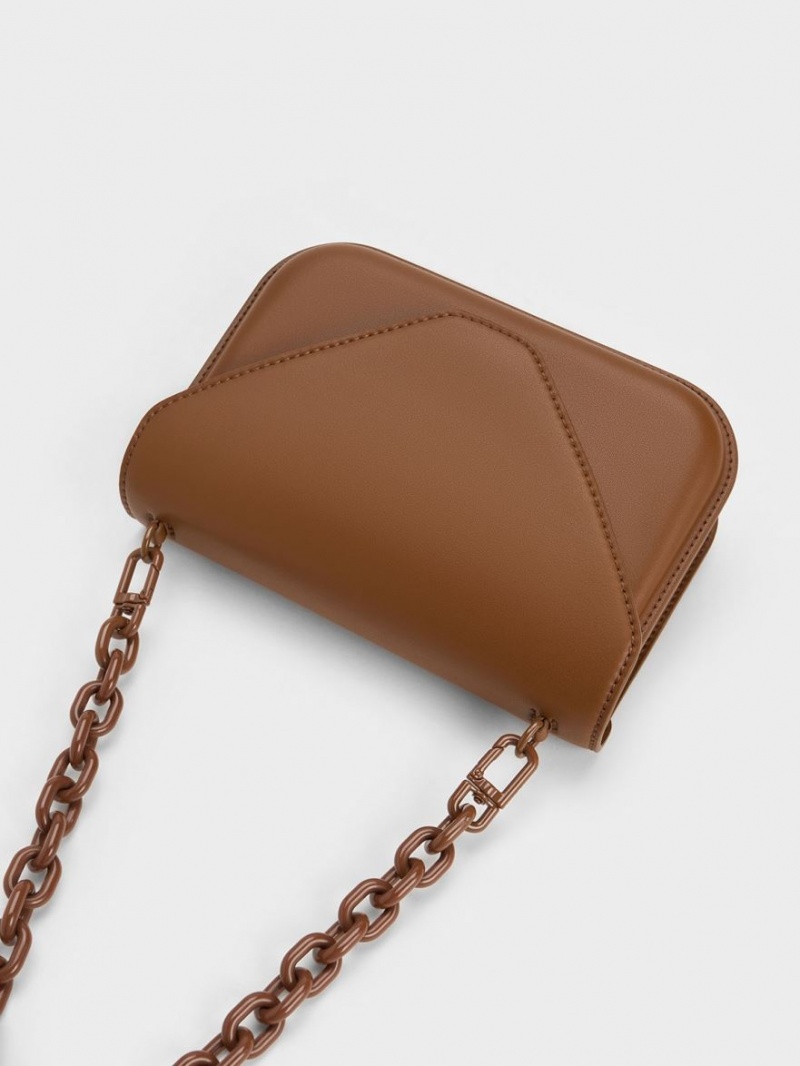 Geanta Crossbody Charles & Keith Camelia Envelope Ciocolata | 294VQKOUB