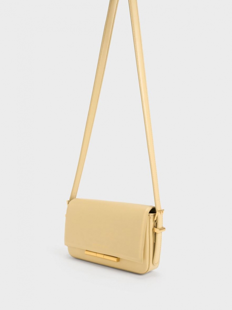 Geanta Crossbody Charles & Keith Cesia Bej | 378EOCUVW