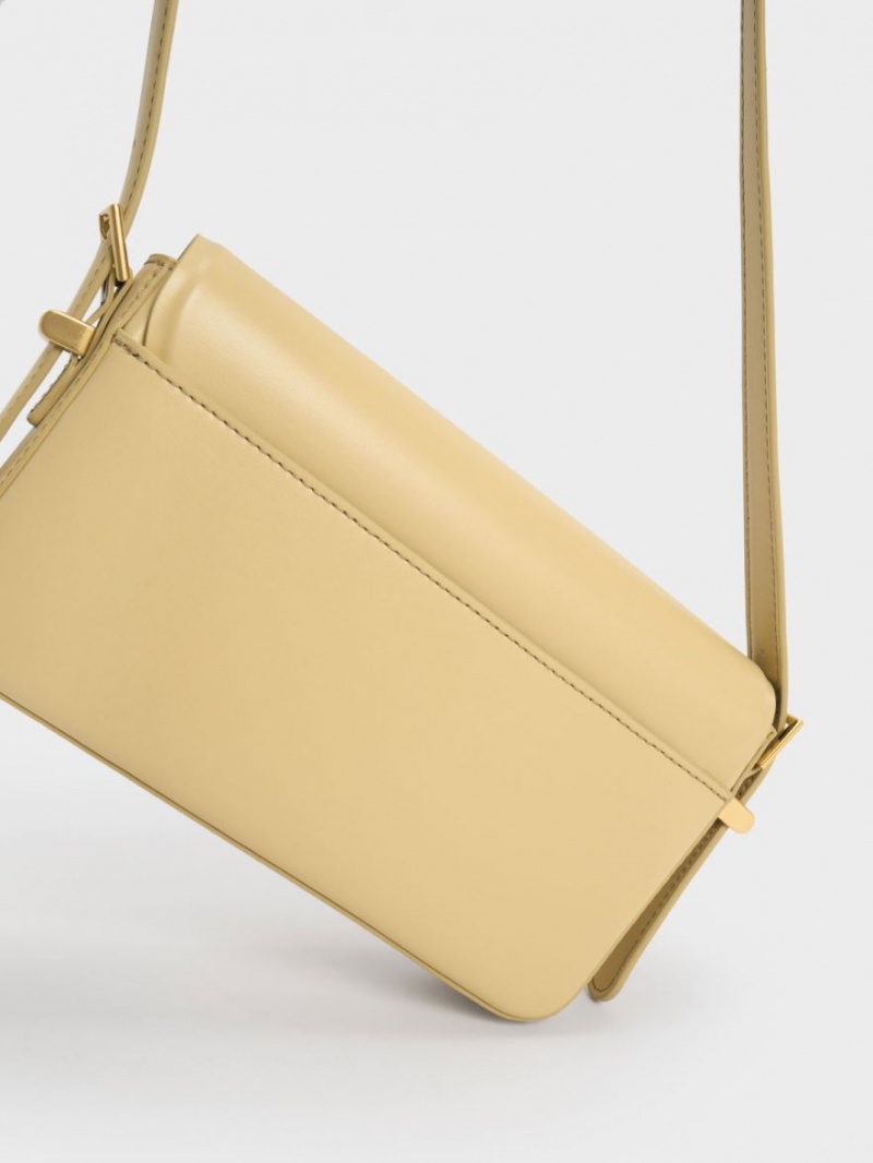 Geanta Crossbody Charles & Keith Cesia Bej | 378EOCUVW