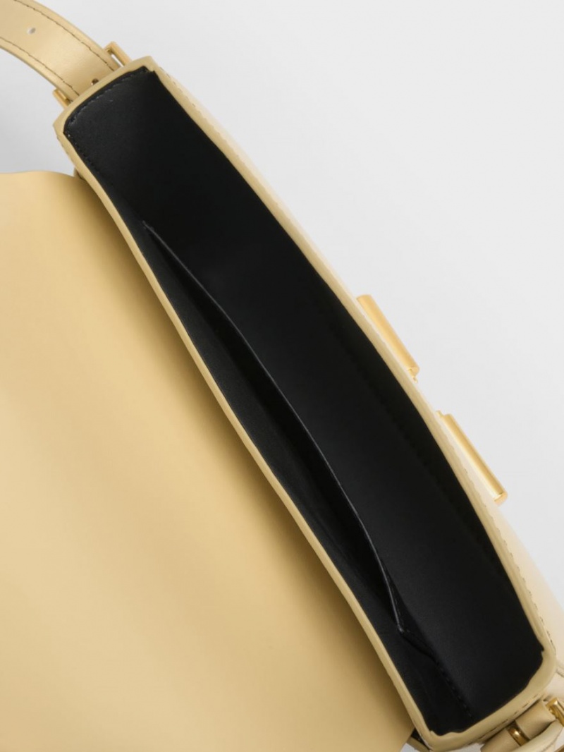 Geanta Crossbody Charles & Keith Cesia Bej | 378EOCUVW