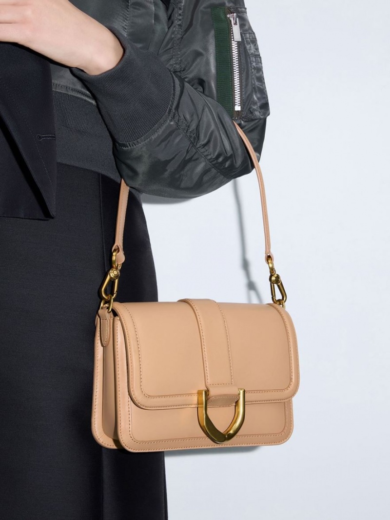 Geanta Crossbody Charles & Keith Gabine Piele Bej | 740NCJMRP