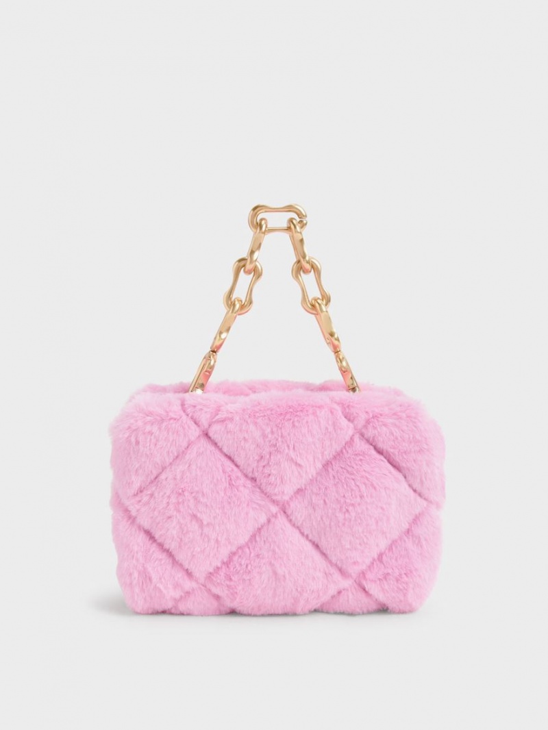 Geanta Crossbody Charles & Keith Gemma Grosolan Chain Handle Furry Matlasat Boxy Roz | 398AIKCPT