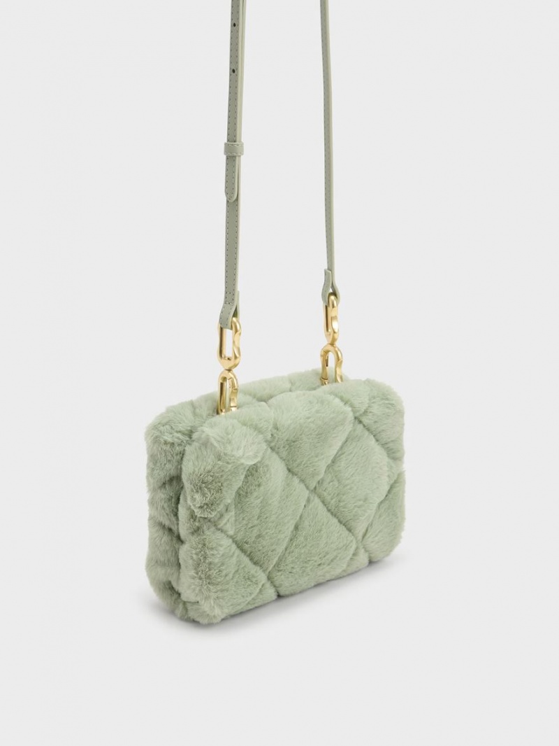 Geanta Crossbody Charles & Keith Gemma Grosolan Chain Handle Furry Matlasat Boxy Verde Menta | 532ZJLGRH