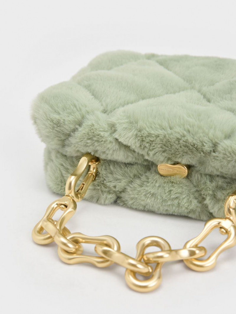 Geanta Crossbody Charles & Keith Gemma Grosolan Chain Handle Furry Matlasat Boxy Verde Menta | 532ZJLGRH