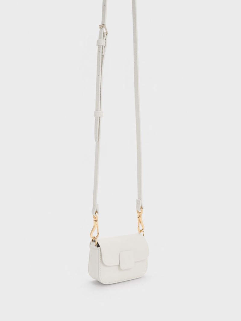 Geanta Crossbody Charles & Keith Micro Koa Albi | 802NDXVZY