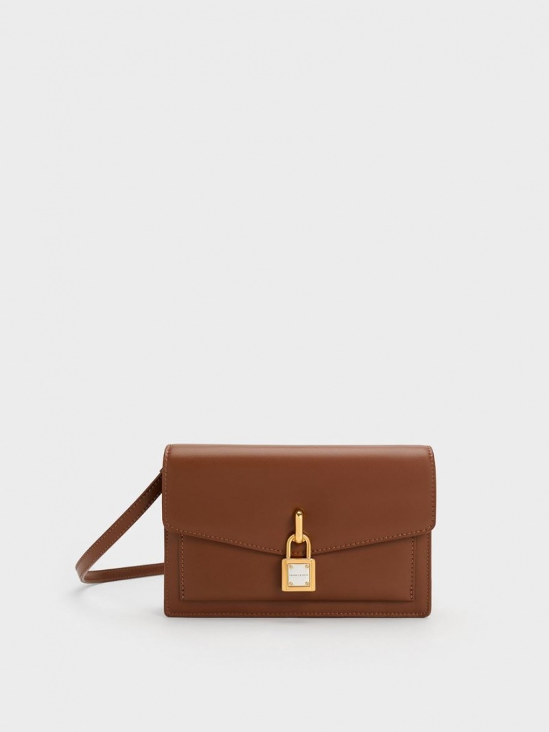 Geanta Crossbody Charles & Keith Padlock Envelope Ciocolata | 395AQNHZT