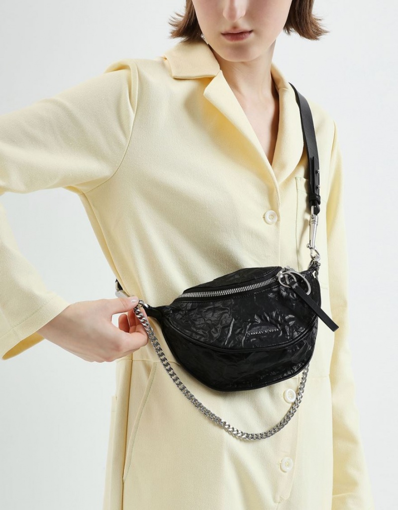 Geanta Crossbody Charles & Keith Wrinkled Effect Ring Zip Tassel Negrii | 043RJGXUO