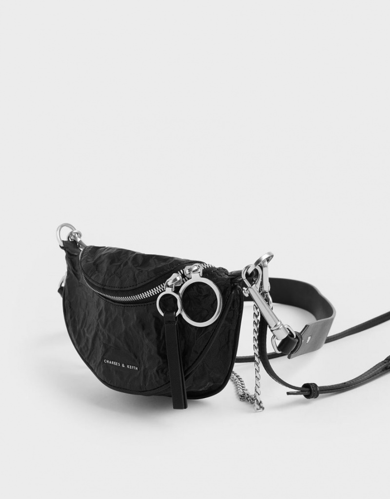 Geanta Crossbody Charles & Keith Wrinkled Effect Ring Zip Tassel Negrii | 043RJGXUO