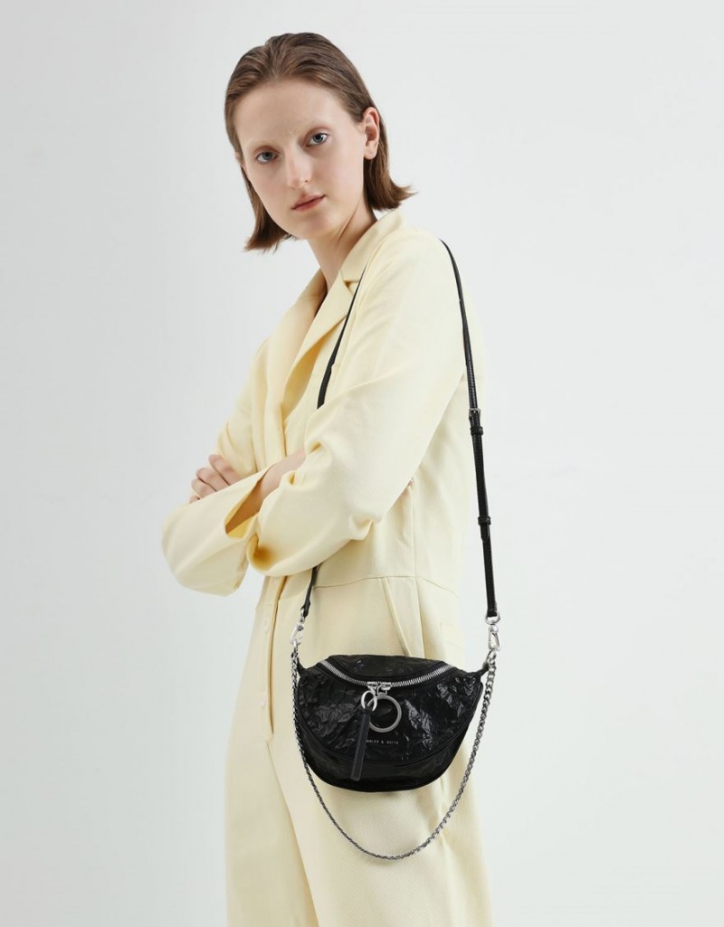Geanta Crossbody Charles & Keith Wrinkled Effect Ring Zip Tassel Negrii | 043RJGXUO