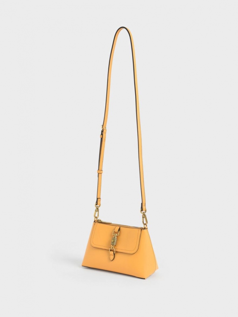 Geanta De Mana Charles & Keith Atlas Chain Muștar | 702JHFQMX