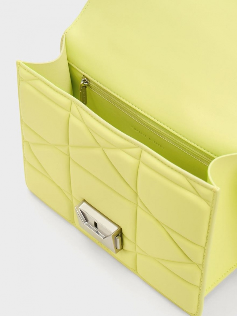 Geanta De Mana Charles & Keith Blanche Chevron Chain Galbeni | 321TRKPZL