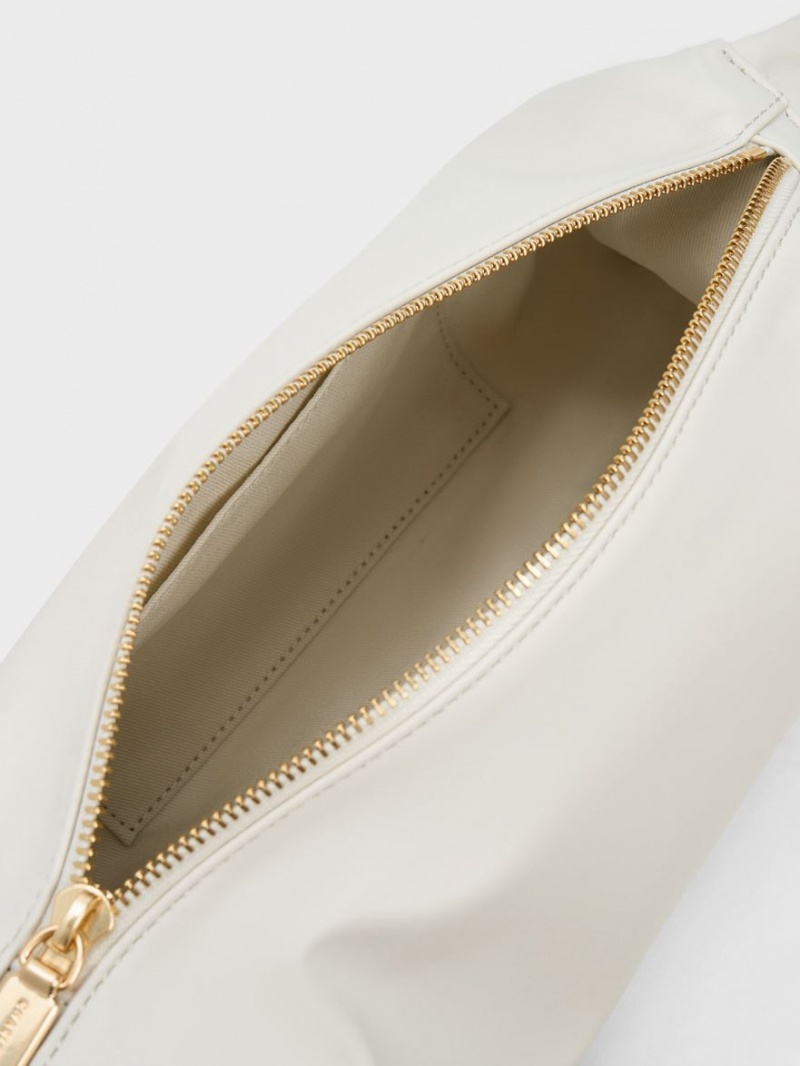 Geanta De Mana Charles & Keith Cosette Ruched Albi | 736GBMAJR