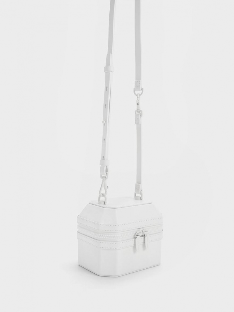 Geanta De Mana Charles & Keith Geometric Boxy Top Albi | 653FSGRDA