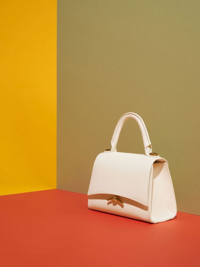 Geanta De Mana Charles & Keith Huxley Metallic Push-Lock Top Albi | 879MDYNTI