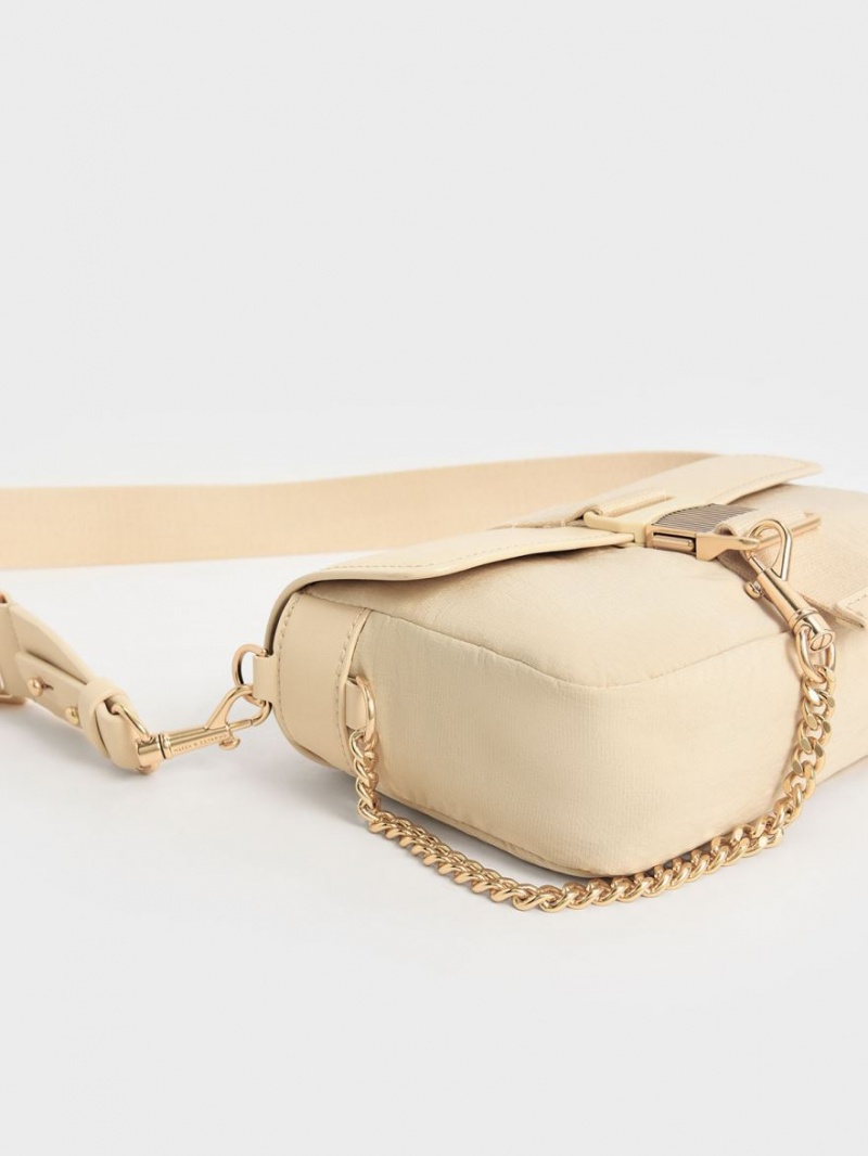 Geanta De Umar Charles & Keith Aspen Metallic Belt Cu Catarama Bej | 396BEYCGZ