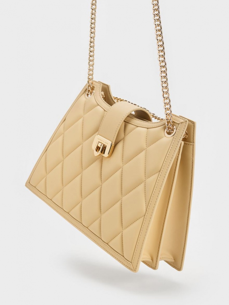 Geanta De Umar Charles & Keith Cressida Matlasat Trapeze Chain Bej | 375SMZHTC