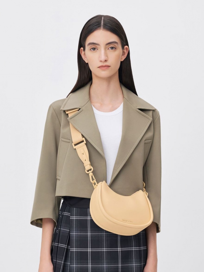 Geanta De Umar Charles & Keith Lana Curved Bej | 832FOVBEI