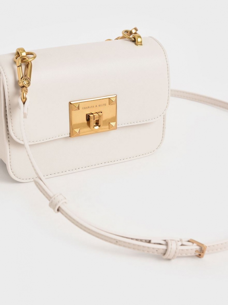 Geanta De Umar Charles & Keith Panza Metallic Turn-Lock Albi | 107RXPKIN