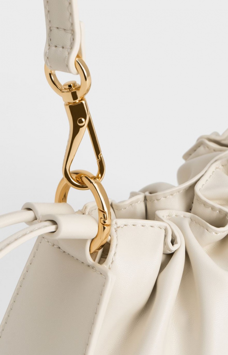 Geanta De Umar Charles & Keith Ruched Chain Handle Drawstring Albi | 918SQTWYM