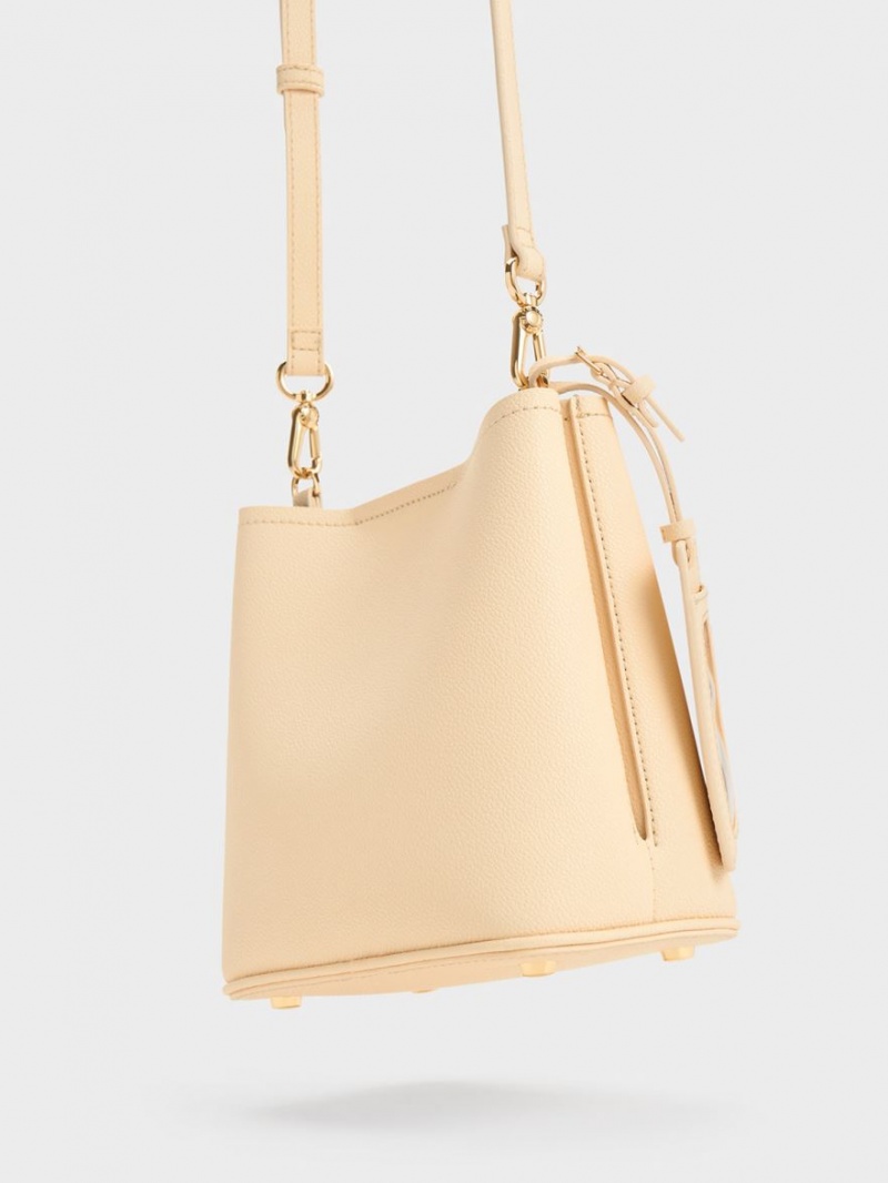 Geanta Galeata Charles & Keith Alcott Bej | 410JLXSPA