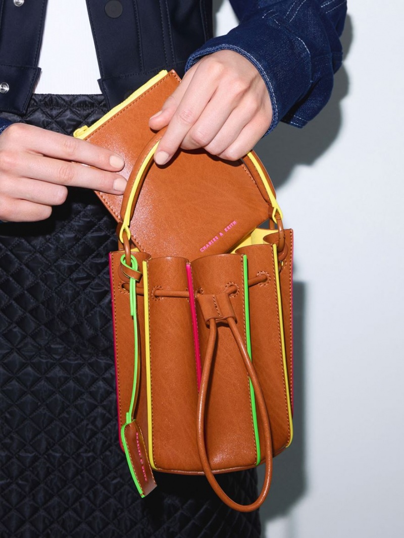 Geanta Galeata Charles & Keith Clove Top Handle Maro | 824ZTOABH