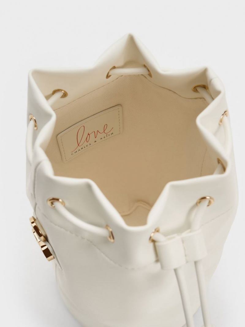 Geanta Galeata Charles & Keith Heart Motif Caged Albi | 394KBHPTY