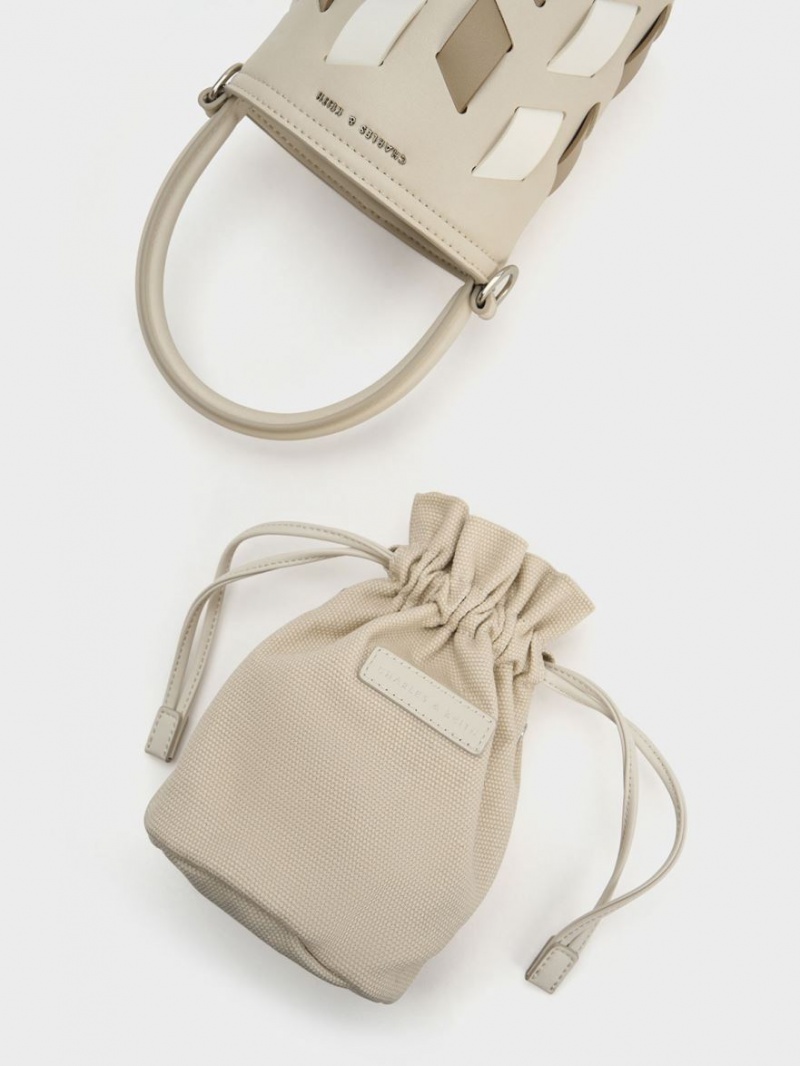 Geanta Galeata Charles & Keith Panza Panelled Bej | 069VBMYGS